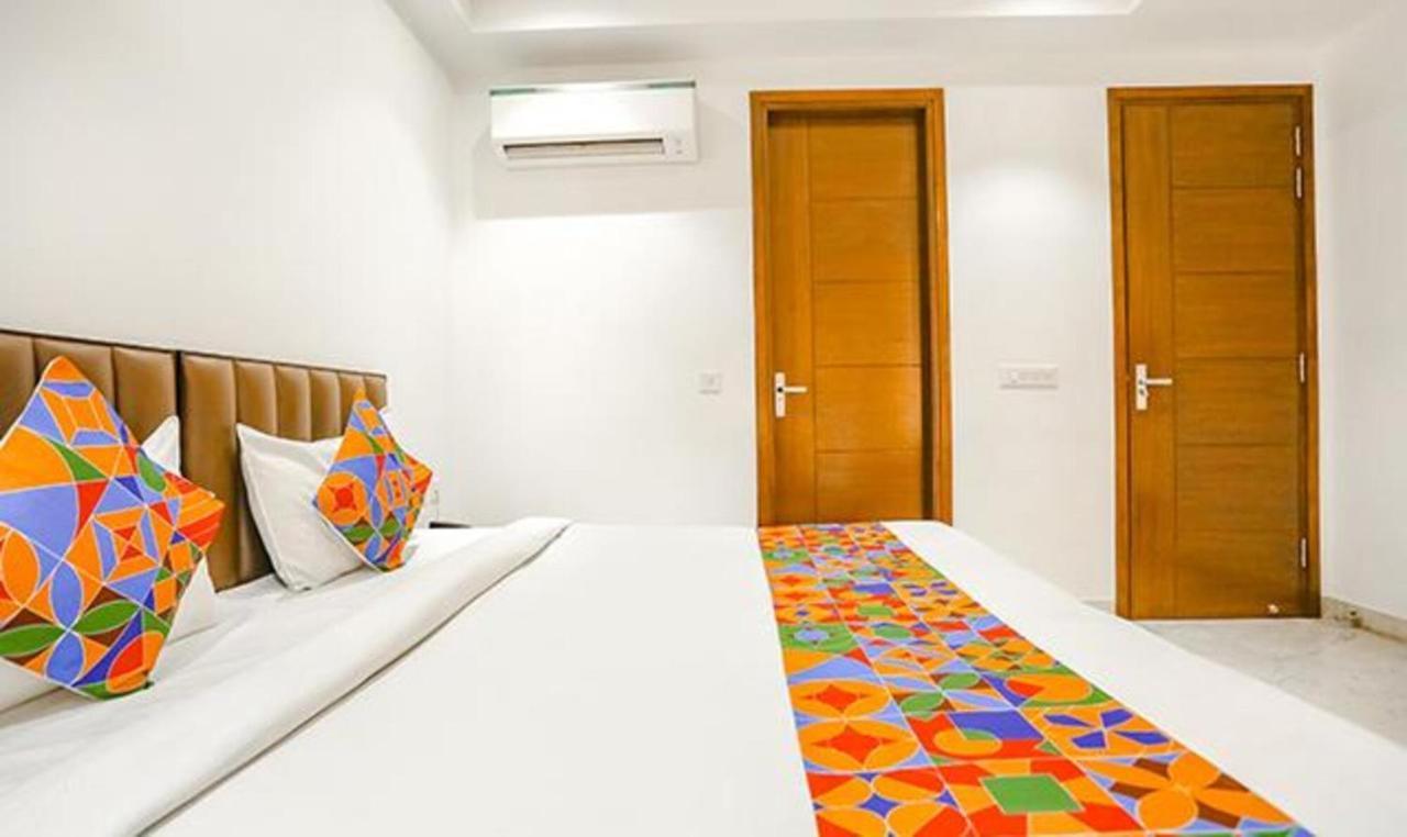 Fabexpress Aerosky Deluxe - Nr Yashobhoomi Convention Centre Hotel Delhi  Exterior photo
